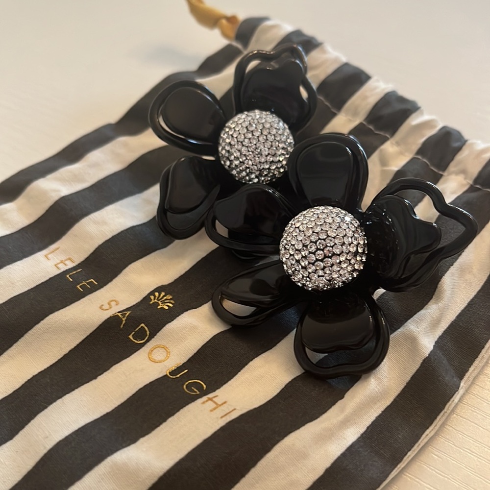 Lele Sadoughi lily crystal earrings in black - Picture 2 of 6